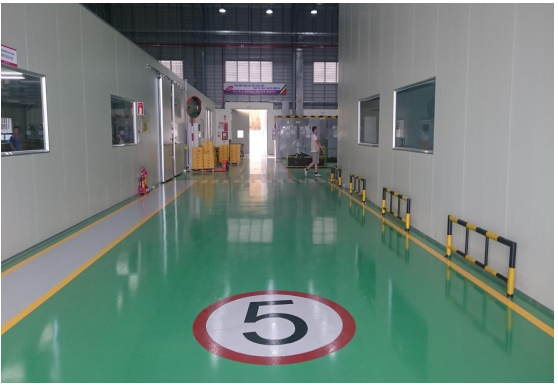 Thi công sơn nền epoxy tại công ty Bookwang